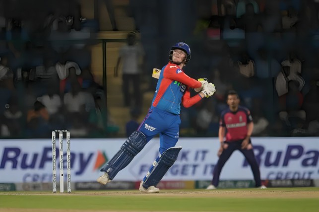 batters who hit the most sixes