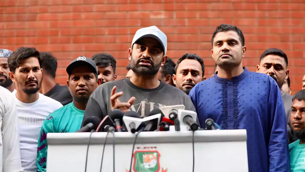 Current and Former Cricketers Meet BCB President