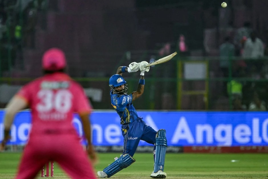 Most Sixes in Powerplay in IPL 2025