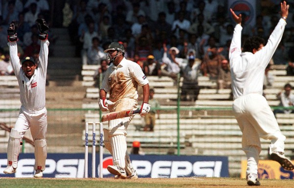 Iconic India vs Pakistan Matches in Cricket History