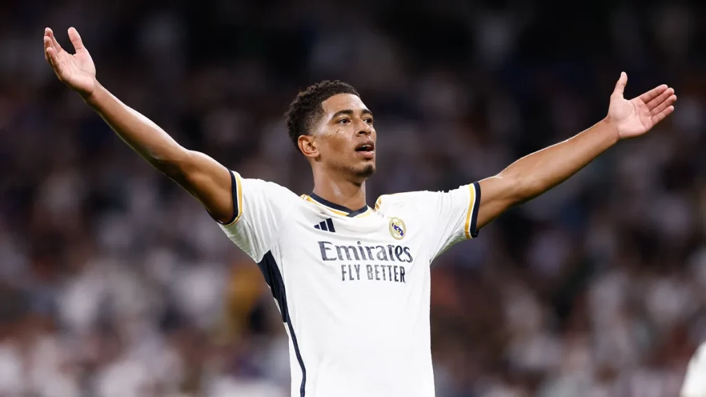 Top 5 Best Football Midfielders in the World Right Now (2025)
