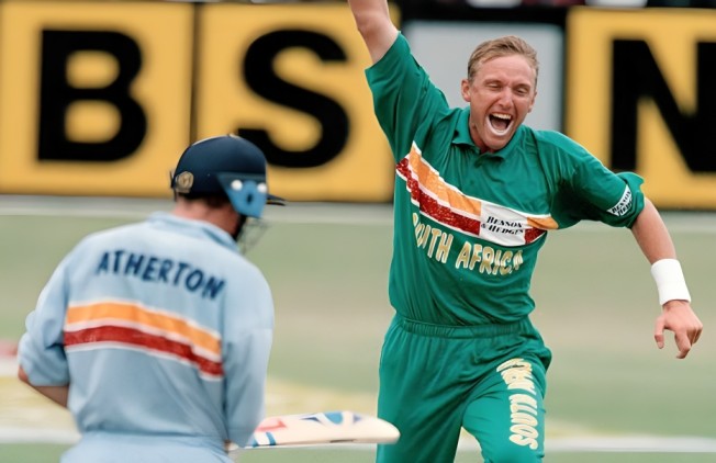 Kings of Swing in Cricket