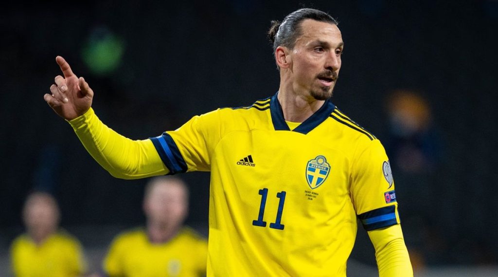 Top 10 Footballers with Most Penalty Kick Goals in Official Matches