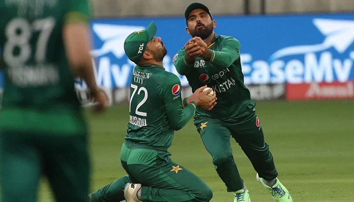 Bowler-Fielder Partnerships in T20