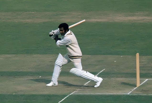 Batsmen Who Missed Test Hundreds in the 90s