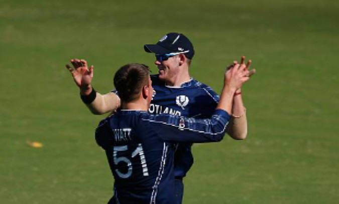 Bowler-Fielder Partnerships in T20